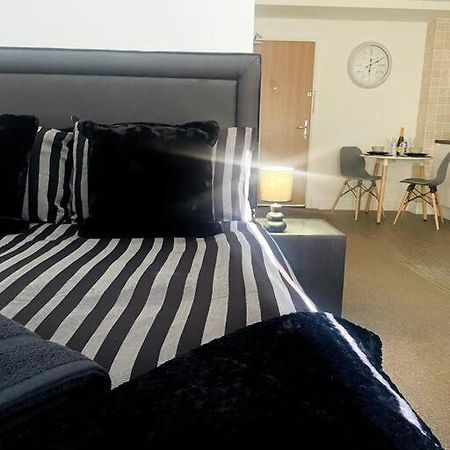 #215 1 Bed Serviced Apartment Derby Esterno foto